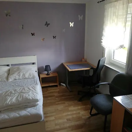 Gaestehaus Rum i privatbostad Querenhorst