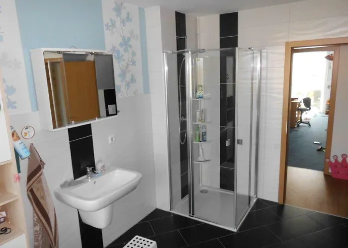 Проживание в семье Gaestehaus *